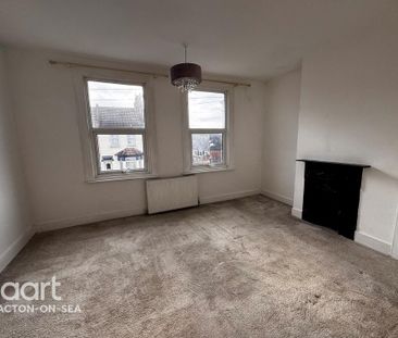 3 bedroom terraced house to rent - Photo 5