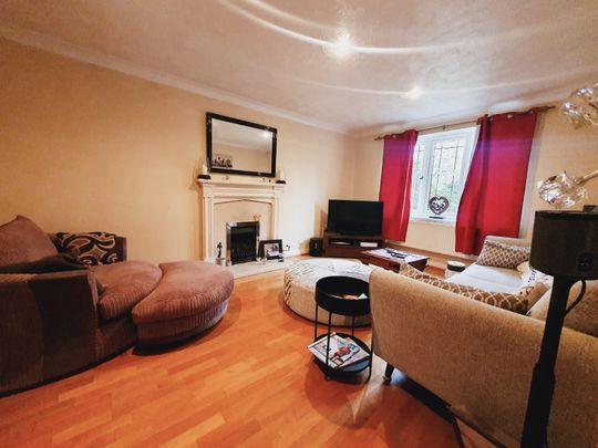 5 bedroom detached house to rent - Photo 1