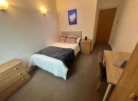 4 bedroom flat share to rent - Photo 5