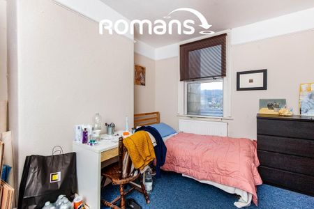 4 bedroom terraced house to rent - Photo 3