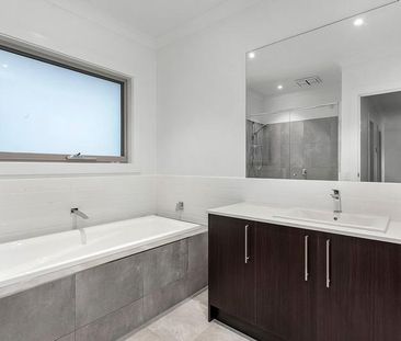 2A Thomas Street, Box Hill South - Photo 2