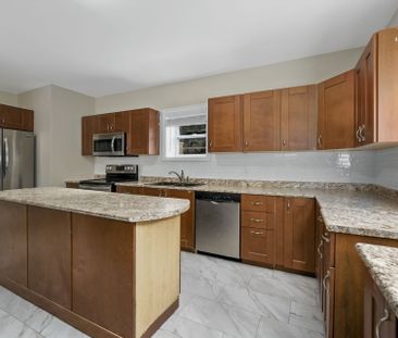 For Lease - 7 University Avenue, Cobourg, Ontario - Photo 6