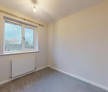 2 bedroom semi-detached house to rent - Photo 2