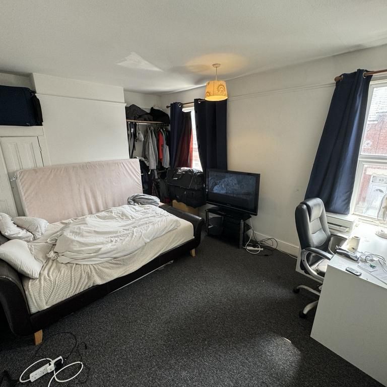 2 bedroom house to rent - Photo 1