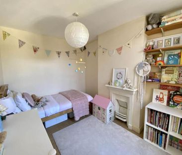 3 bedroom terraced house to rent - Photo 6