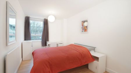 Gough Walk – Room 3 - Photo 3