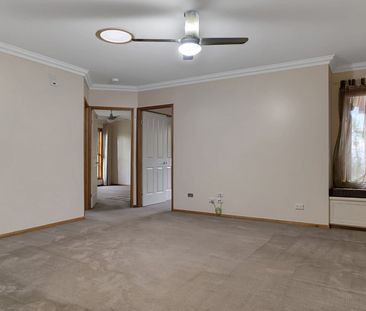 Spacious Family Home with Valley Views Just Minutes from Toowoomba - Photo 3