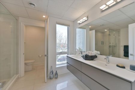 For Lease - 115 High Street Unit# 1, Mississauga, Ontario - Photo 2