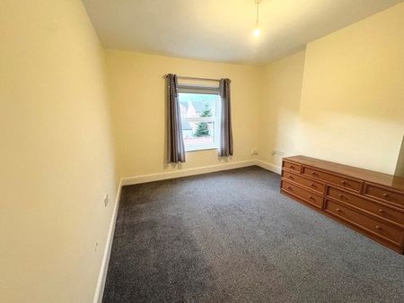 College Street, Nottingham, NG10 - Photo 2