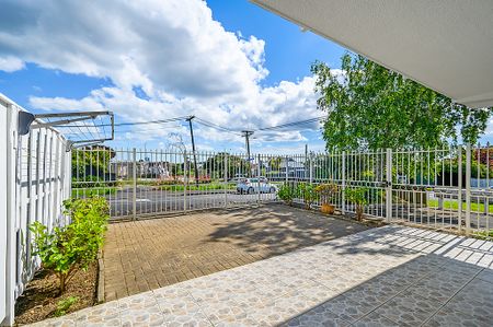 Superb Unit with Outdoor Living - Photo 4