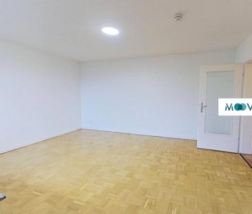 **Große 1-Zimmer-Wohnung mit BALKON, BADEWANNE und EBK** - Photo 1