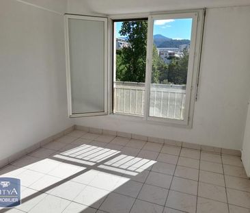 Location Appartement 4 pièces 74m² NICE 06300 - Photo 6