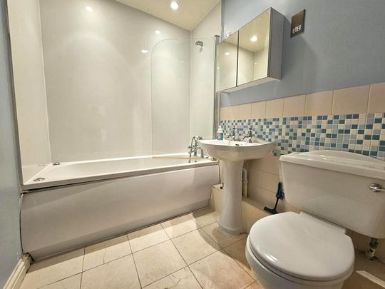 2 bedroom duplex to rent - Photo 1