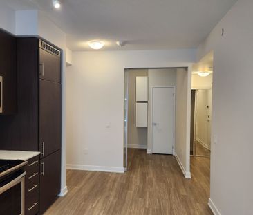 For Lease - 4055 Parkside Village Drive Unit# 2516, Mississauga, On... - Photo 3