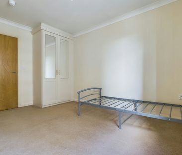 Flat to rent on - Photo 6