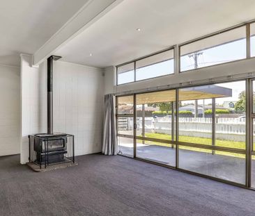 TIDY TAKANINI HOME - Photo 3