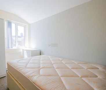 4 bedroom terraced house to rent - Photo 4