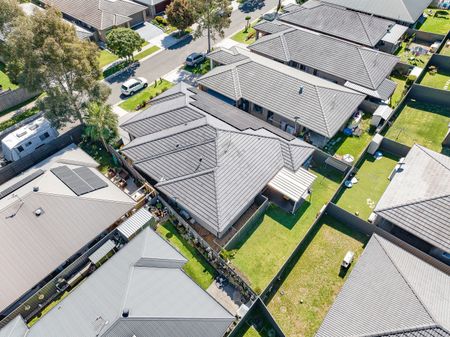 4A Oates Street, Spring Farm NSW 2570 - House For Rent | Domain - Photo 4