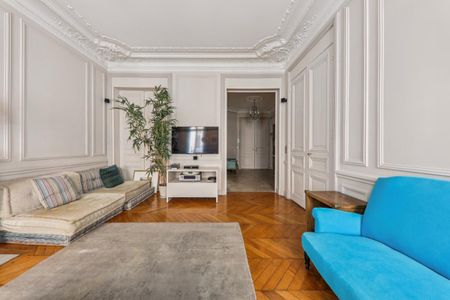 Location Appartement 3 pièces Meublé 107m² PARIS 8ème - Photo 2