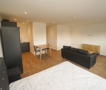 1 bedroom apartment to rent - Photo 2