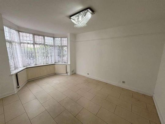 Stanway Road, Shirley, Solihull, B90 - Photo 1