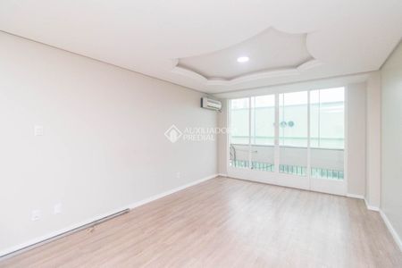 Apartamento com 3 quartos e 187m² para alugar em Centro Histórico, Porto Alegre. - Foto 3