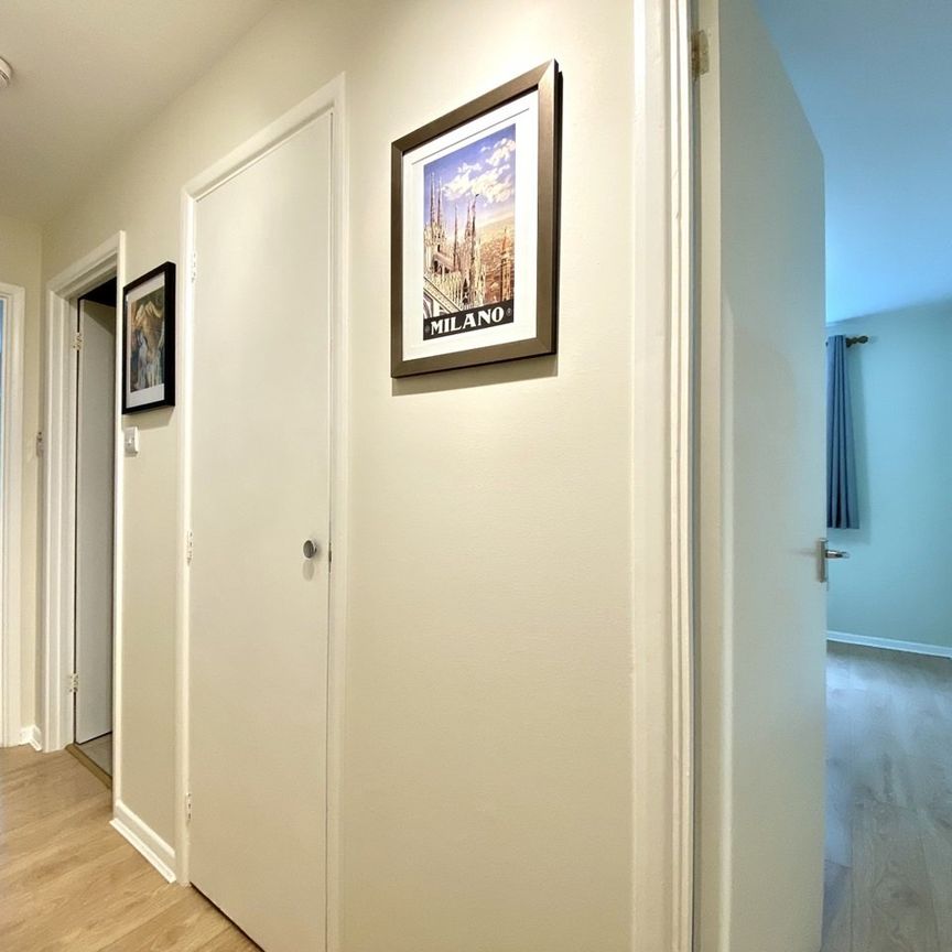 1 Bed Flat, Blackdown Close, N2 - Photo 1