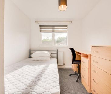 4 bedroom house to rent - Photo 5