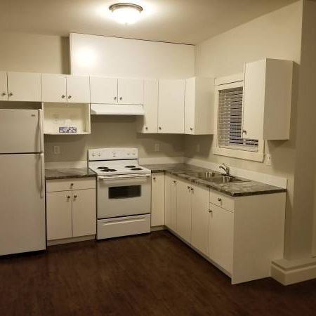 2BR Suite near Lynn Fripps - Photo 1