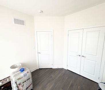 For Lease - 77 Riley Reed Lane, Richmond Hill, Ontario - Photo 2