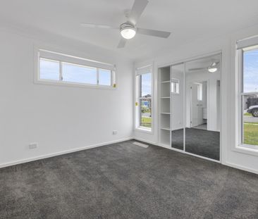 Low-Maintenance Living in a Peaceful Estate - Photo 4