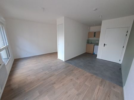 Location Appartement 1 pièce 27m² PALAISEAU 91120 - Photo 2