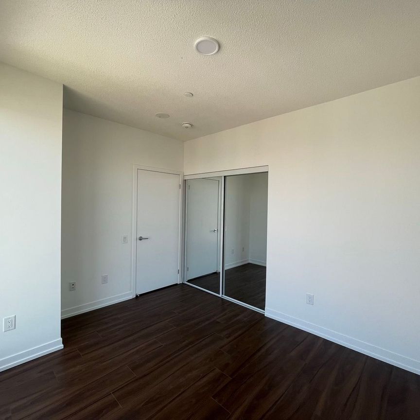 For Lease - 4065 Confederation Parkway Unit# 3305, Mississauga, Ontario - Photo 1