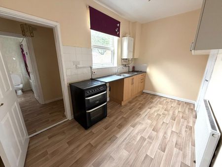 2 bedroom House To Let - Photo 5