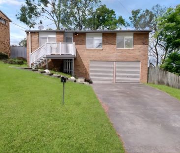 “Charming Family Home in Gailes” - Photo 2