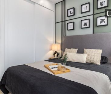 3 room luxury Flat for rent in Madrid, Autonomous Region of Madrid - Photo 2