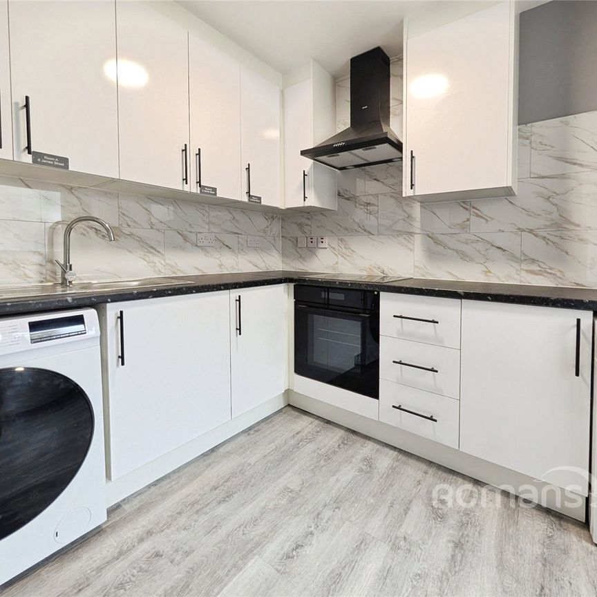 1 bedroom property to rent - Photo 1