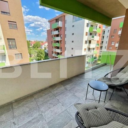 Apartament 3 camere, 76 mp, centrala termica, parcare, zona Centrala - Photo 1