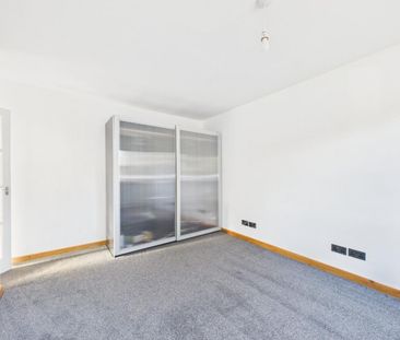 2 bedroom Bungalow To Let - Photo 3