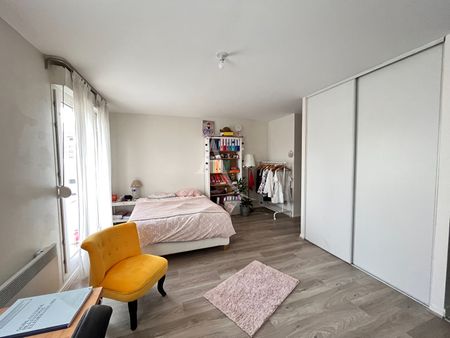 Location Appartement 1 pièce 34m² - Photo 3