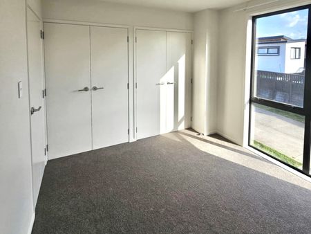 13 Bugle Road, Flat Bush, Auckland - Photo 2