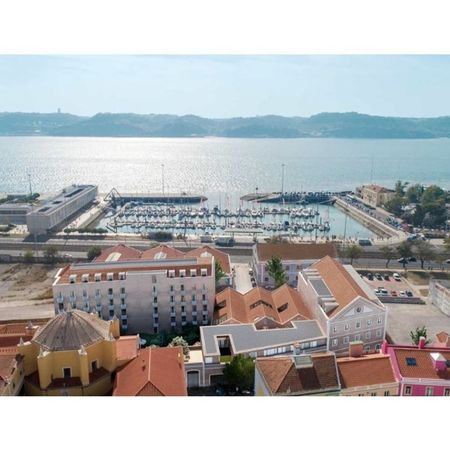 1 room luxury Flat for rent in Lisbon, Portugal - Photo 3