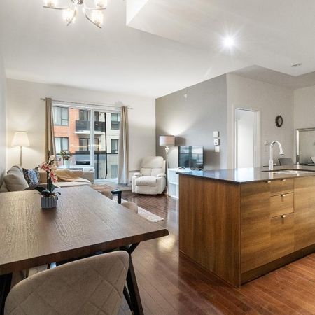 Superbe condo 2 chambres 2 salle de bains - Photo 4