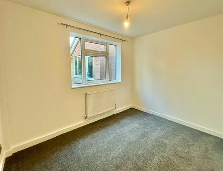 3 Bedroom Detached To Let - Photo 3