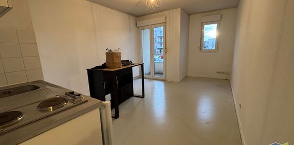 Location Appartement 1 pièce 23m² - Photo 2