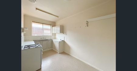 Central 2 Bedroom Apartment | FLARE REAL ESTATE - Photo 4