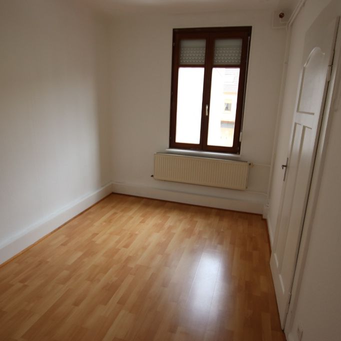 APPARTEMENT - 81 m2 - 4 pièces rue de la Liberté à GROSBLIEDERSTROFF 57520 - Photo 1