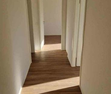 Frisch Renovierte 2-Zimmer-Wohnung in zentraler Lage - Photo 4