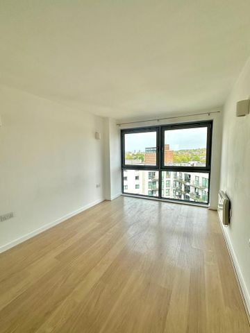 2 bedroom flat to rent - Photo 3