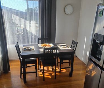 Noble Park North - Photo 4